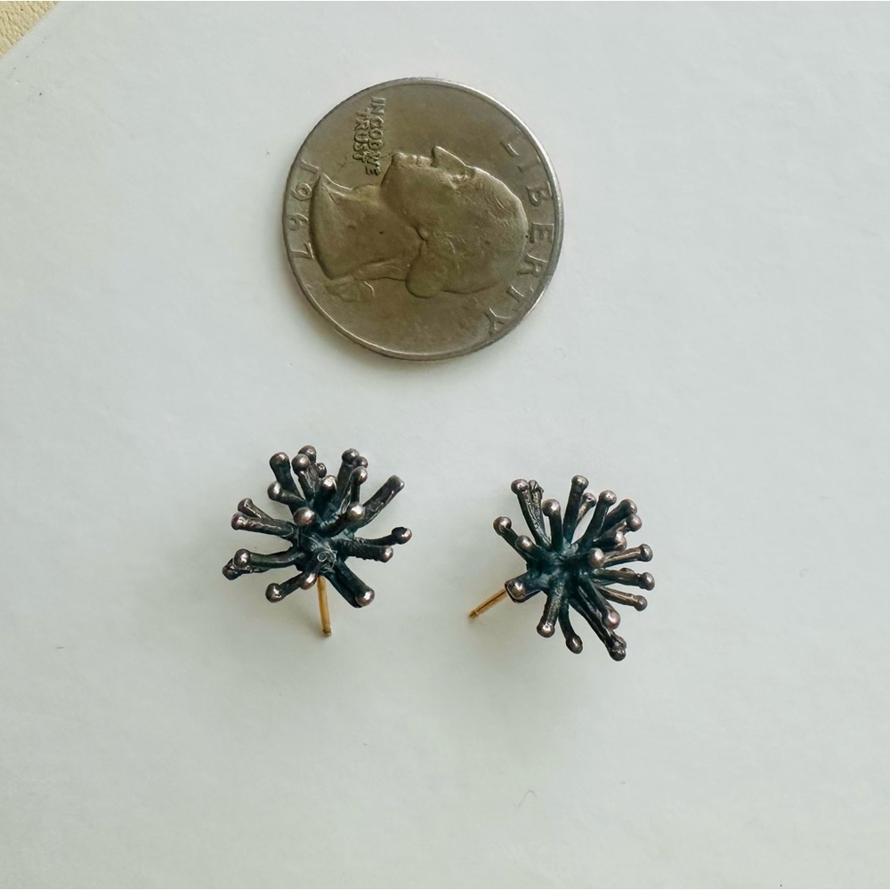 14k Vintage Sandra “Sandy” Baker Abstract Modernist Burst Earrings Silver - Picture 8 of 9
